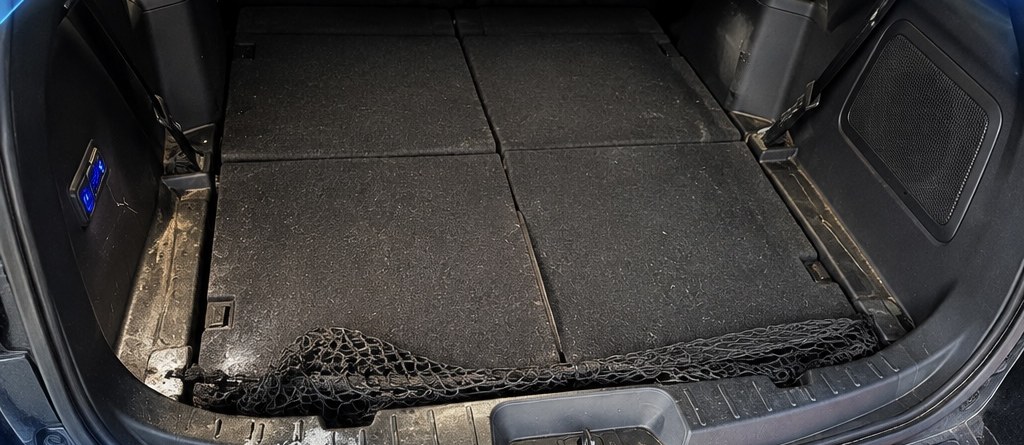 Vehicle cargo area before MNC Detailing interior detail